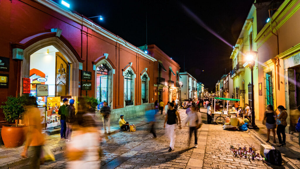 Vibrant Oaxaca Nightlife Wallpaper: Colorful Streets & Lively Atmosphere