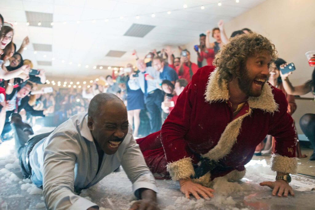 Vibrant Office Christmas Party: Joyful Celebration on Snowy Floor Wallpaper