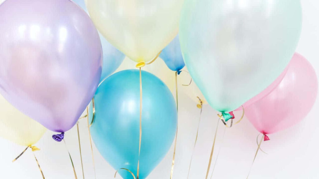 Festive Pastel Balloon Wallpaper for Joyful Celebration Background