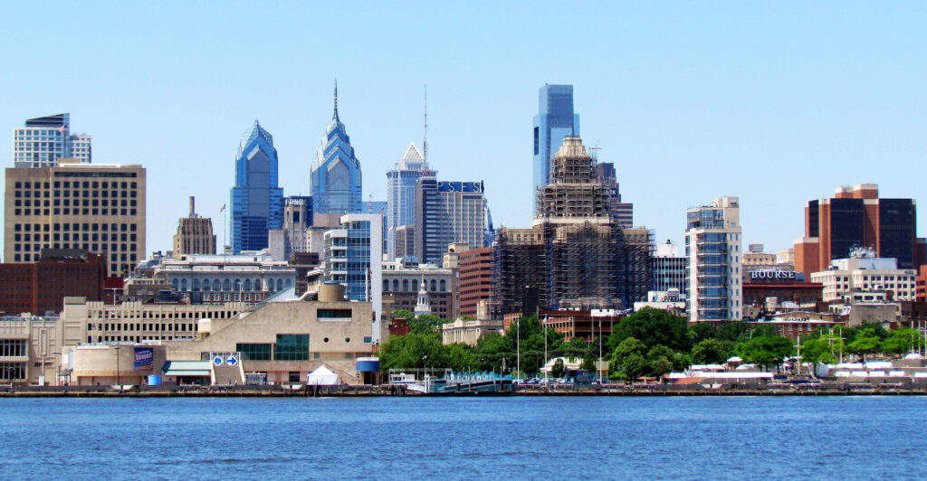 Vibrant Philadelphia Skyline Wallpaper: Urban Landscape & Iconic Architecture