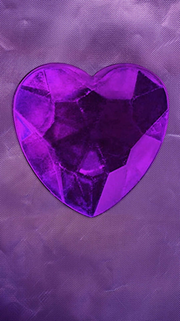 Vibrant Purple Heart Gemstone Wallpaper for Honor & Recognition