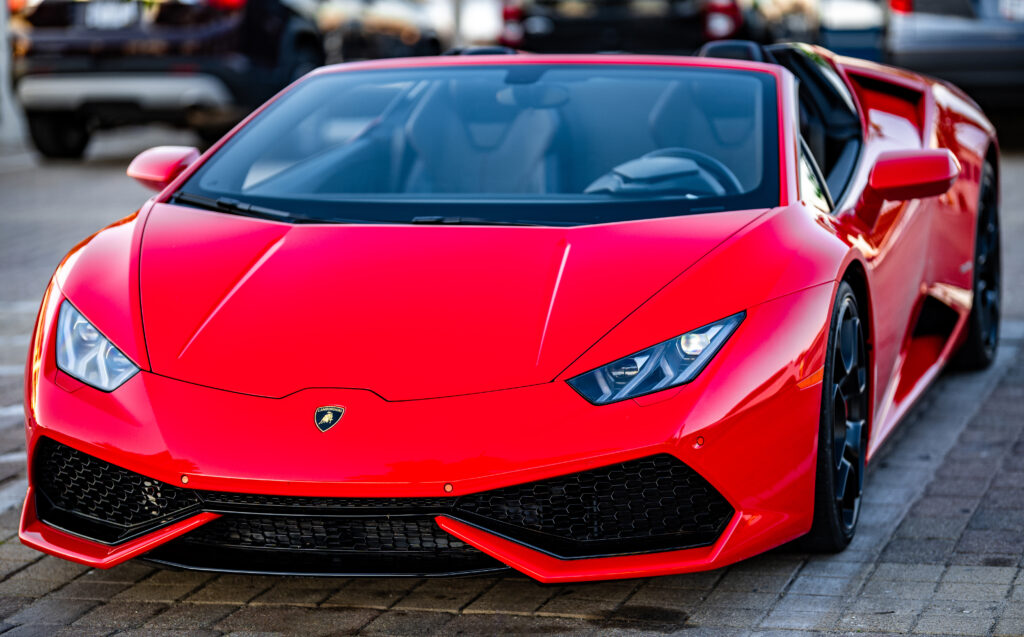 Vibrant Red Lamborghini Wallpaper: Sleek Design & Power Unleashed