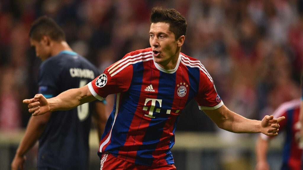 Robert Lewandowski Celebrates in Vibrant Bayern Munich Wallpaper