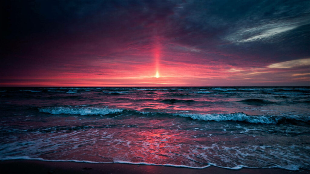 Vibrant Sea Sunset Wallpaper - Serene Red & Purple Background