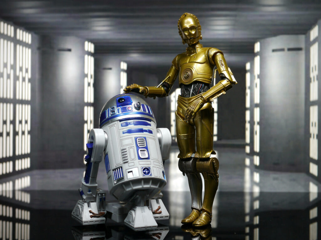 Vibrant Star Wars Wallpaper: R2-D2 & C-3PO in Futuristic Corridor