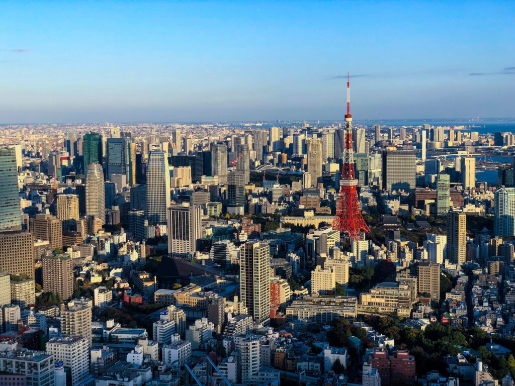Vibrant Tokyo Cityscape Wallpaper with Iconic Skyscrapers & Tower