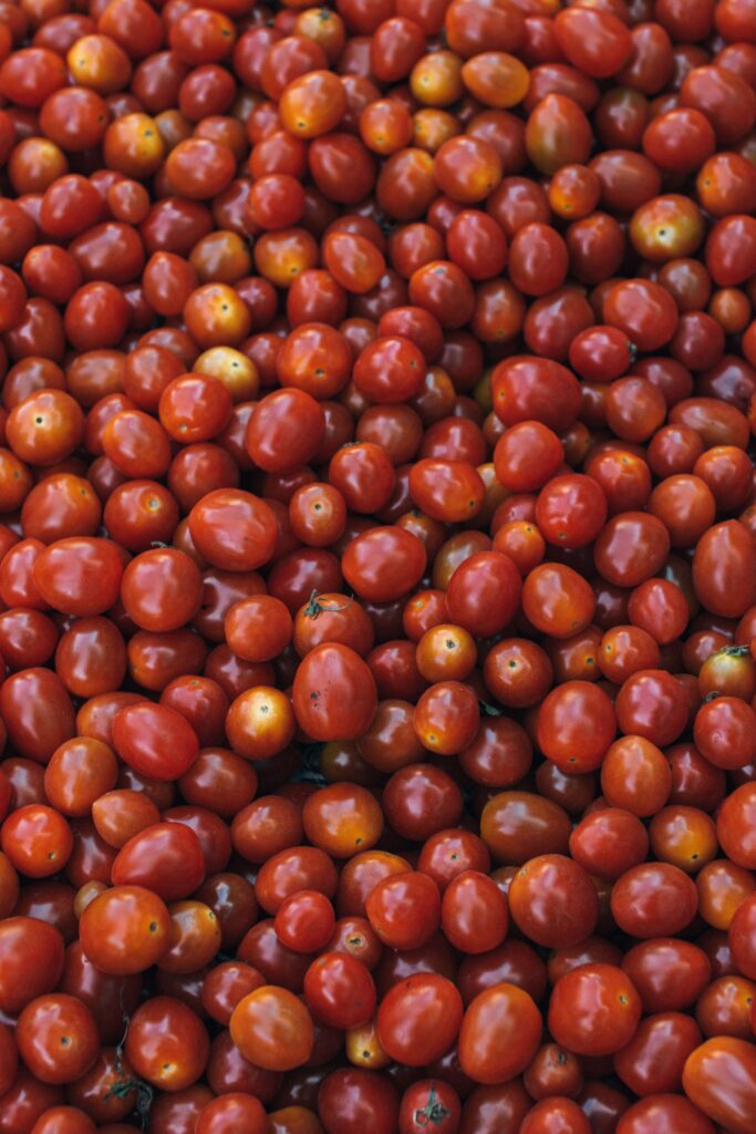 Fresh Red Tomato Wallpaper: Vibrant Background for Your Space