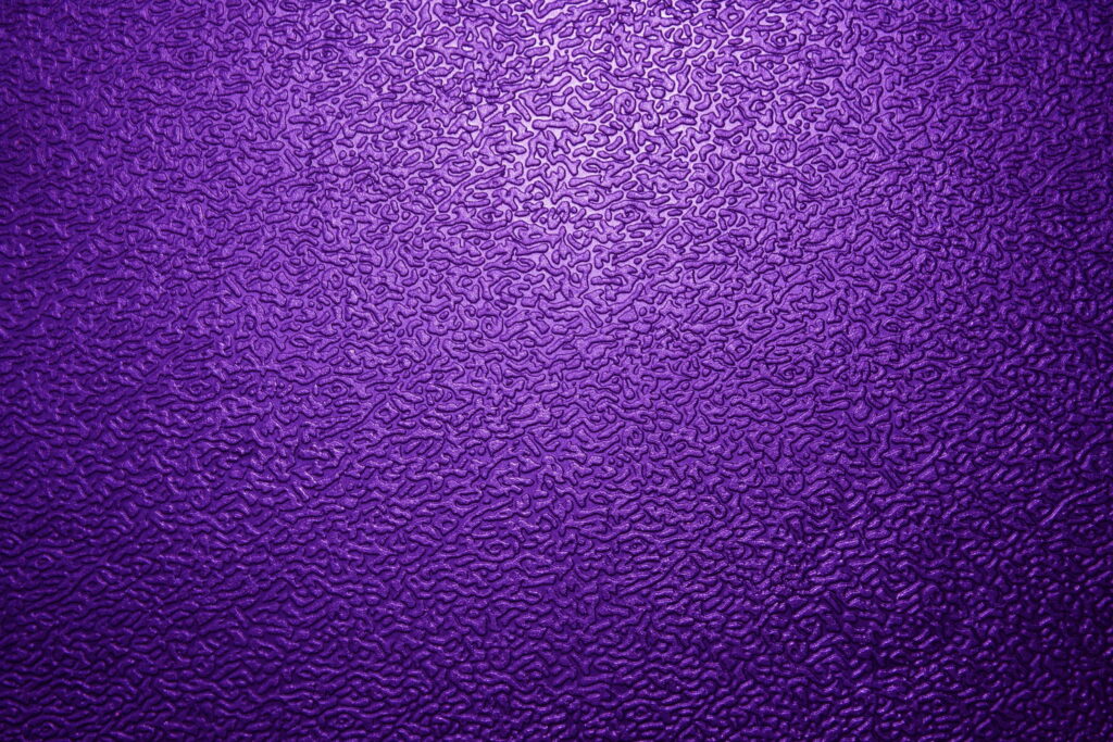 Vibrant Violet: A 4K Wallpaper Featuring Textured Patterns