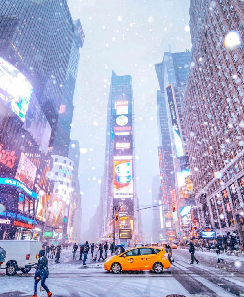 Vibrant Winter Times Square Wallpaper: Snow, Billboards & Yellow Cabs