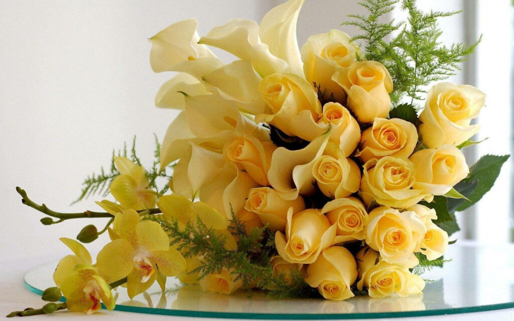 Vibrant Yellow Roses Bouquet Wallpaper - Refreshing Floral Background
