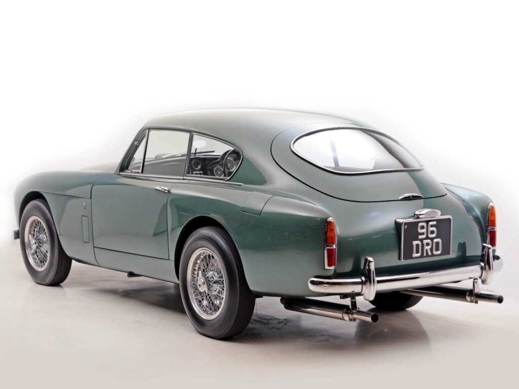 Classic 1958 Aston Martin Wallpaper: Retro Green Elegance