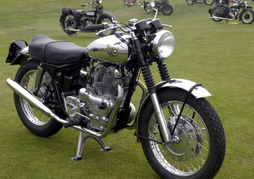 Classic 1969 Royal Enfield Motorcycle Wallpaper - Timeless Design