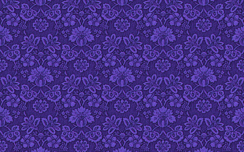 Elegant Vintage Damask: A Lavish Floral Symphony in Violet on 4K Wallpaper