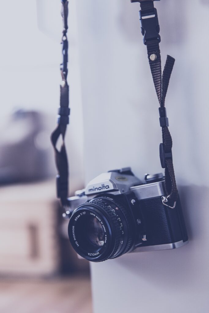 Vintage Minolta Reflex Camera Wallpaper - Timeless Craftsmanship