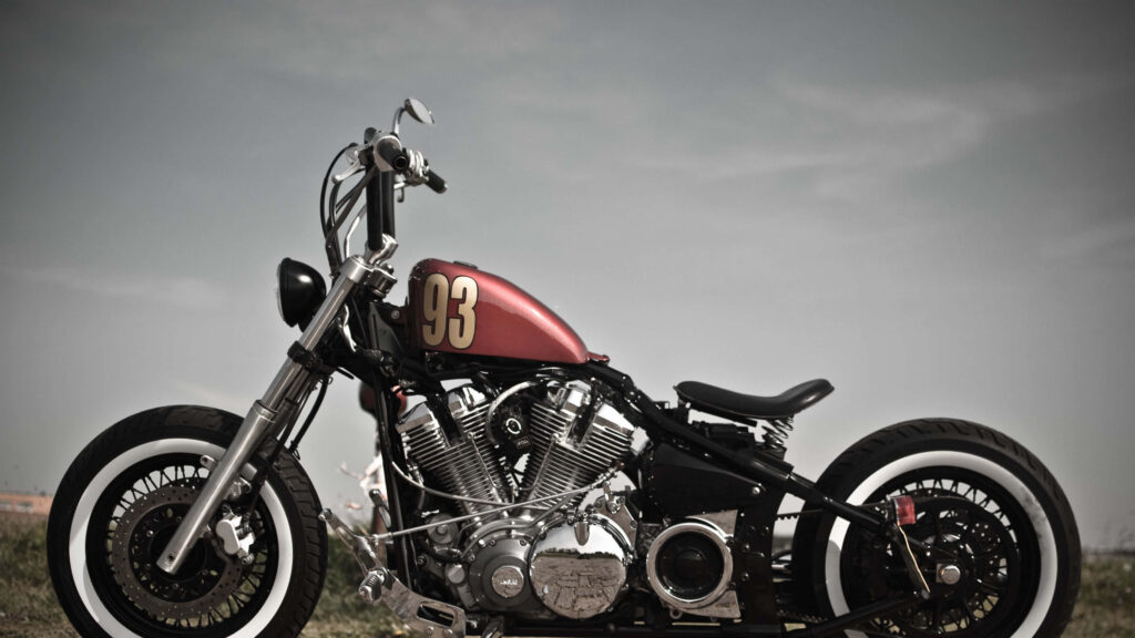 Vintage Motorcycle Wallpaper: Stylish Retro Design for Enthusiasts