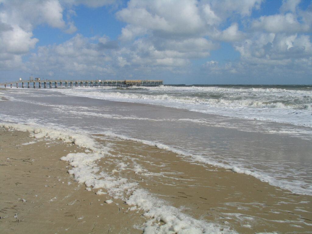 Dynamic Virginia Beach Wallpaper: Shoreline, Waves & Pier Scene