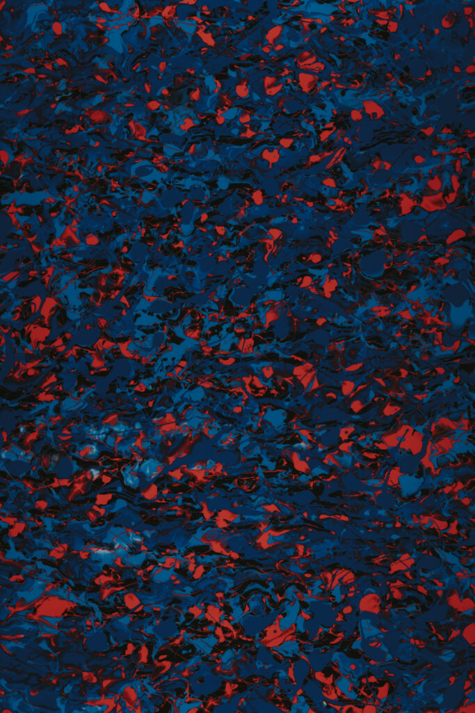 Vivid Abstract Wallpaper: Dynamic Spots & Ripples in Blue & Red