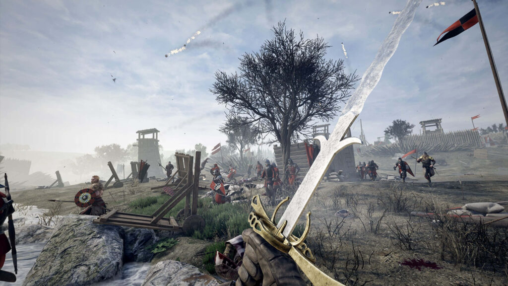 Medieval Battlefield Chaos in Mordhau: Warriors in Close Combat with Trebuchet in Background Wallpaper in QHD 2K 2560x1440 Resolution