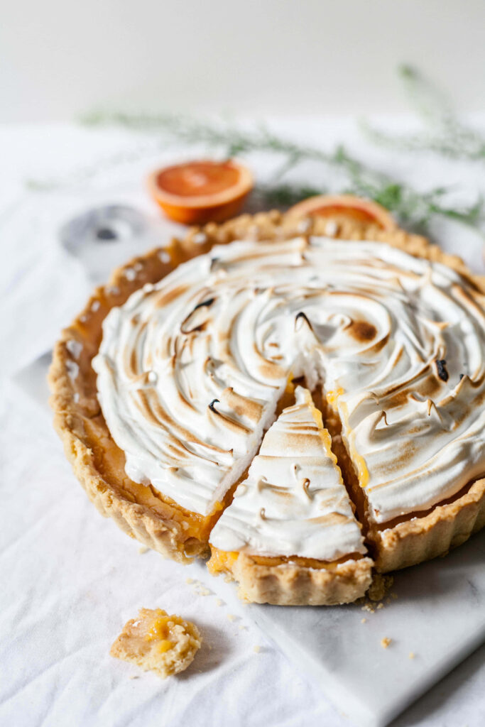 Deliciously Divine: Decadent Tart Pie with Whipped Perfection Wallpaper