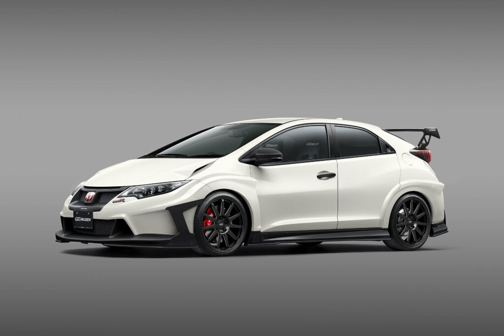 White Honda Civic Type R 4K wallpaper with aggressive design black accents and red brake calipers