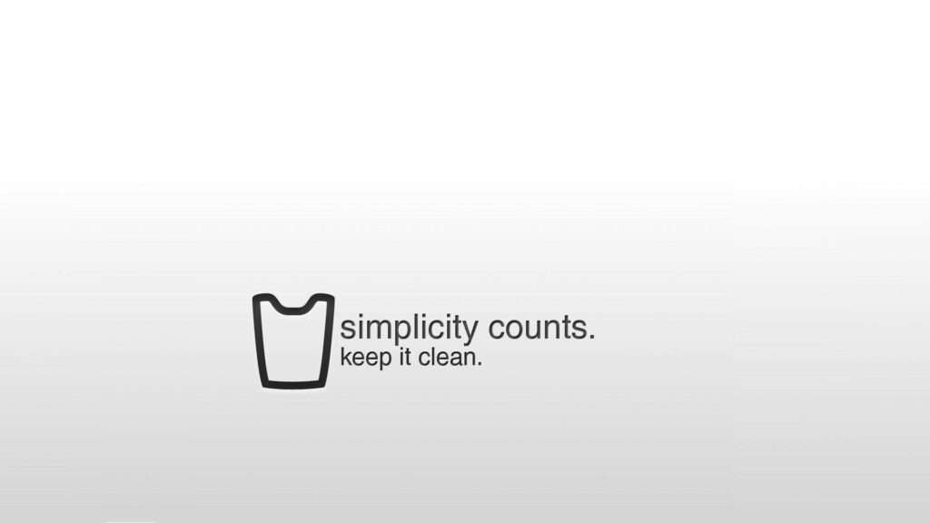 Minimalist White Wallpaper: Simple Laundry Basket Design