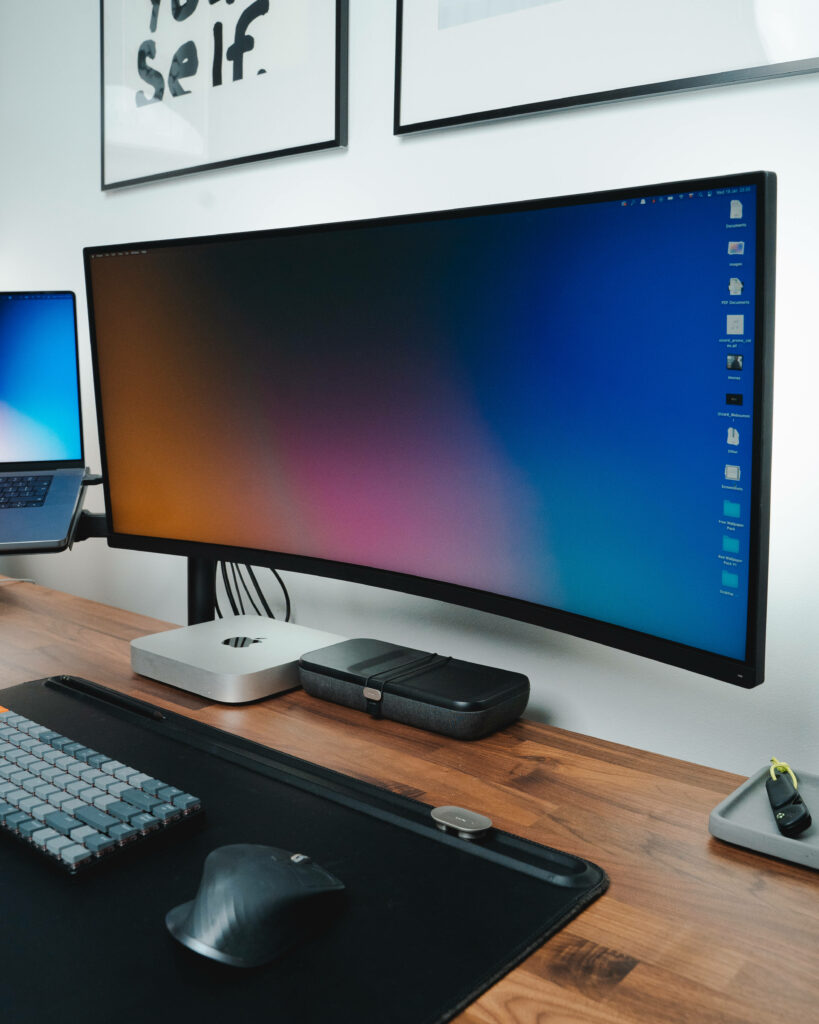 Xiaomi-Apple Desktop Computer Set on a Rustic Wooden Table - Immersive Xiaomi Workspace Wallpaper